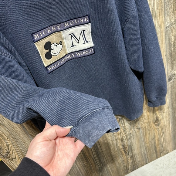 Vintage Walt Disney World Mickey Mouse Crewneck Sweatshirt size XL - Picture 4 of 5
